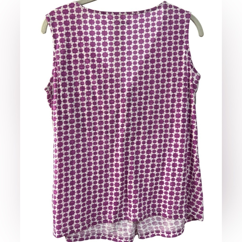 Basic Editions Tank - Picture 2 of 9
